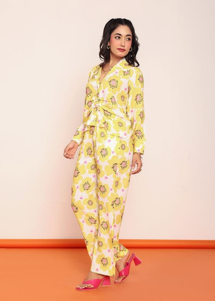 Printed pleated shirt & straight pant set photo 3