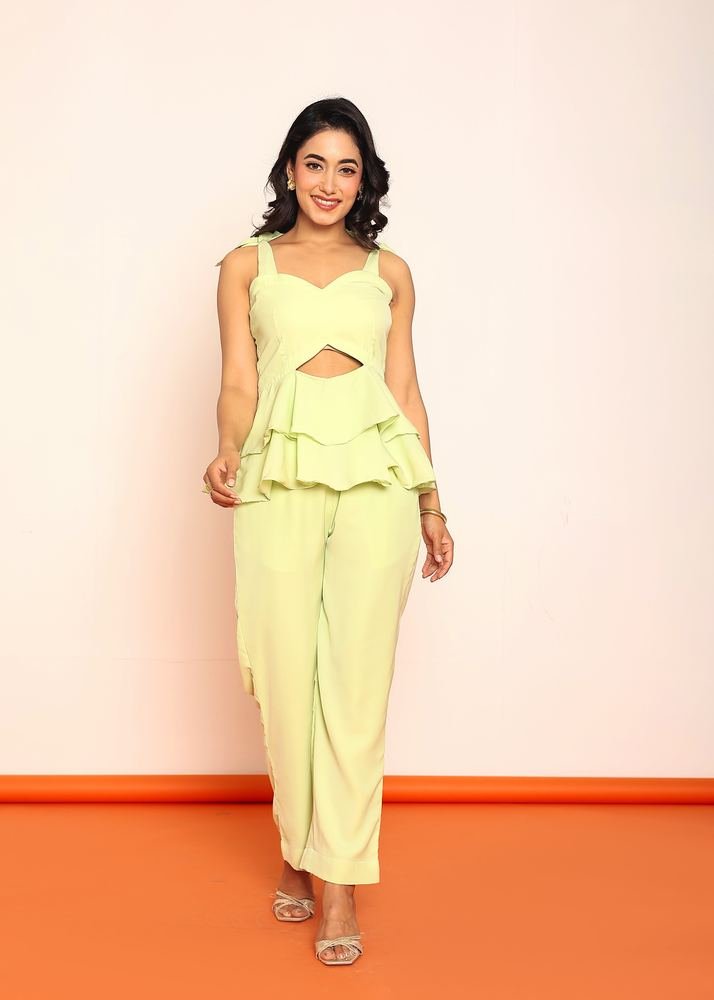 Waist cut-out peplum top with pant photo 3