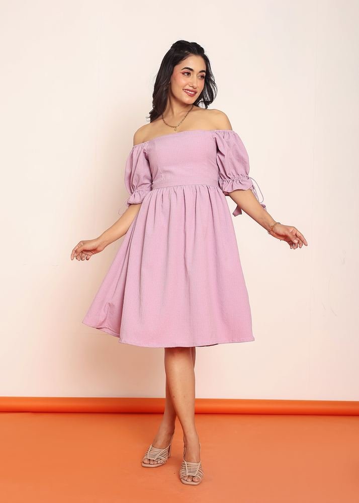 Lavender mini dress with puff sleeves photo 4