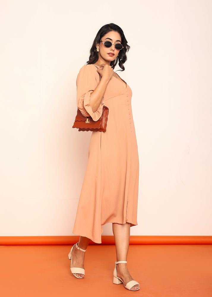 Midi dress with detailed sleeves photo 5