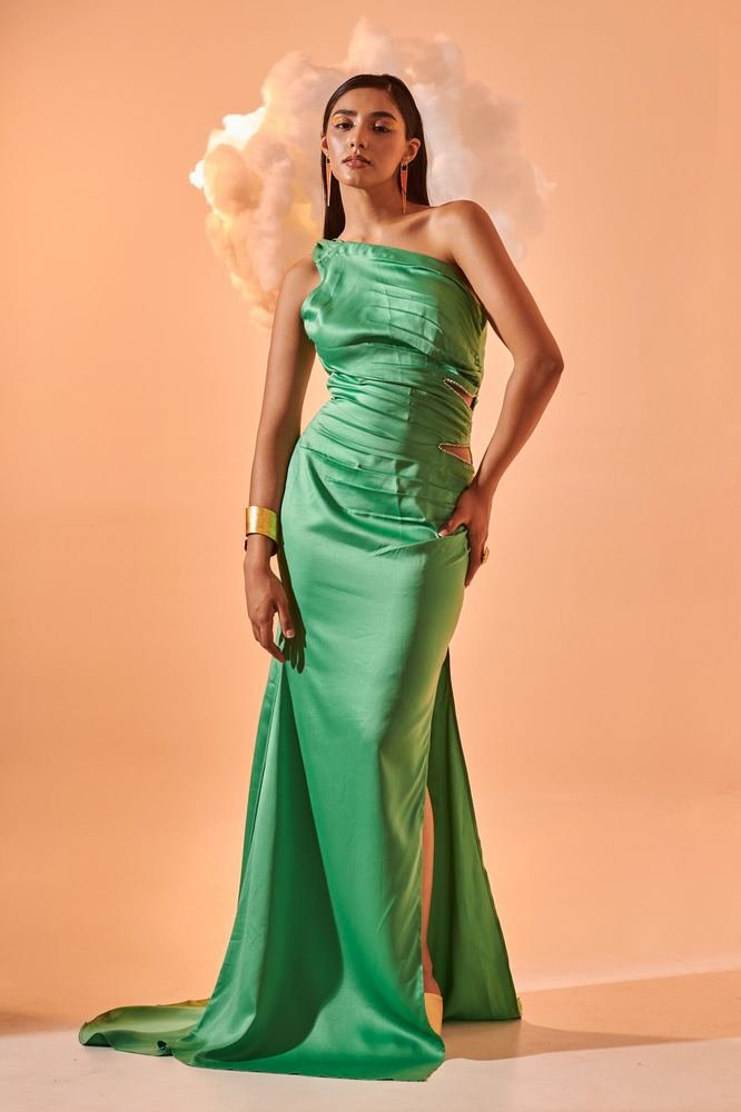 Solid One Shoulder Draped Dress photo 4