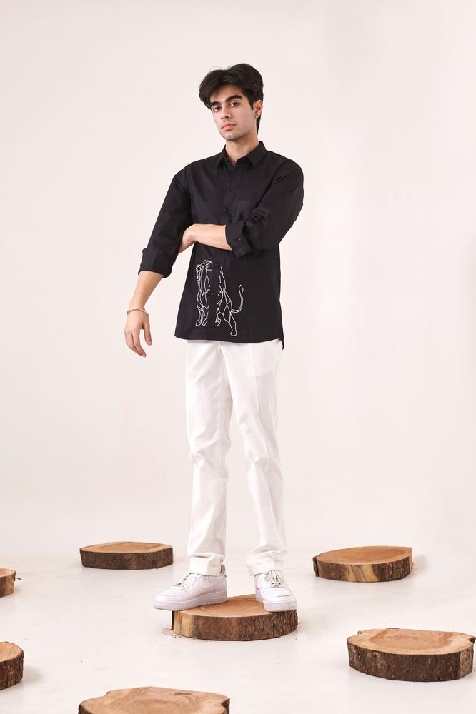 Lion Embroidered Shirt photo 4