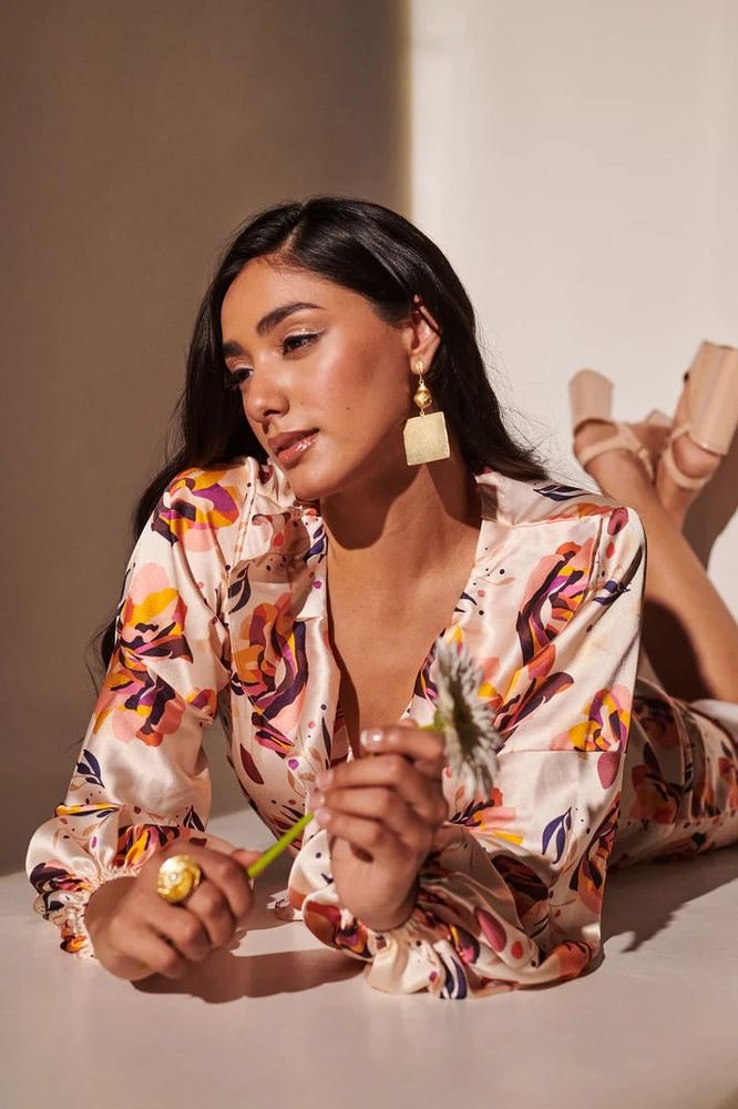 Off- white floral printed shirt photo 2