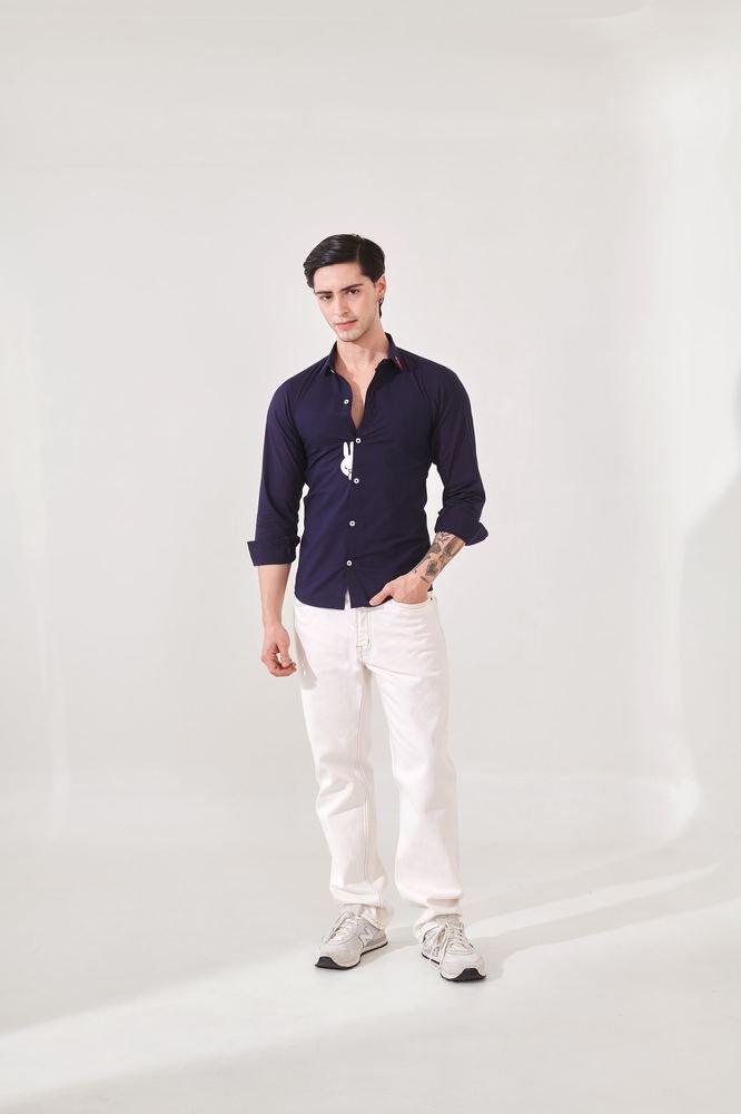 Rabbit Embroidered Shirt photo 4