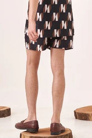 Black printed shorts photo 3