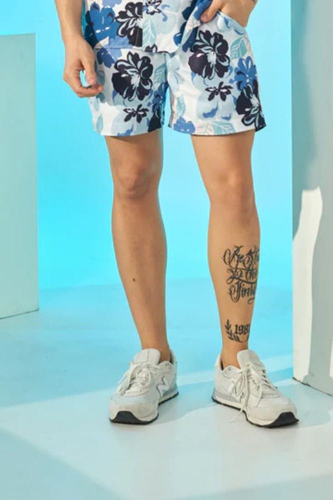 Floral printed shorts photo 3