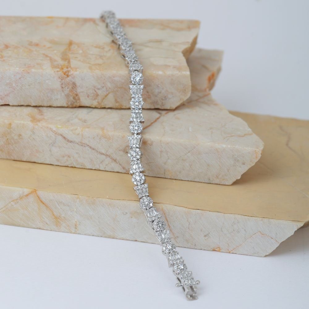 Silver Sparkling Bracelet
