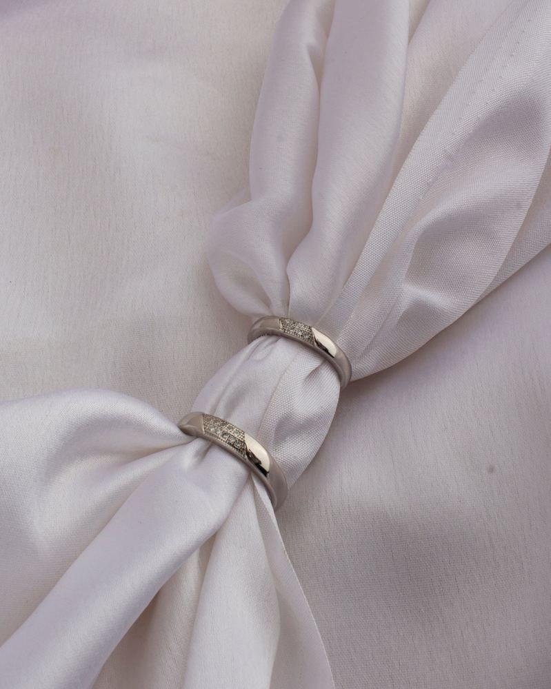 Silver Studded Zircon Couple Ring photo 2