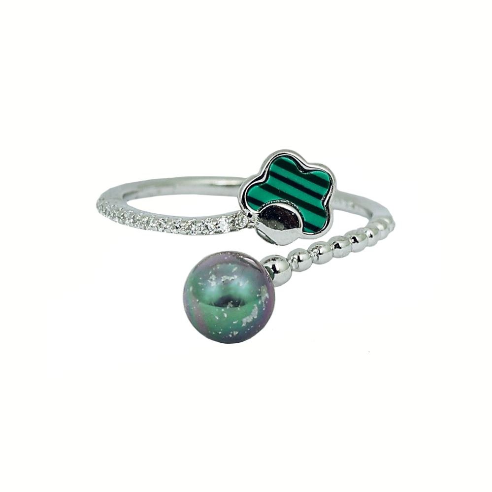 Silver Emerald Green Ring photo 2