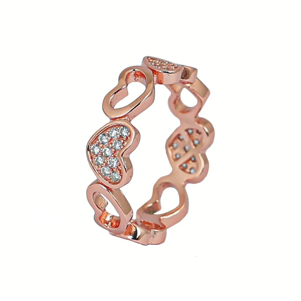 Rose Gold Heart Band Ring photo 2